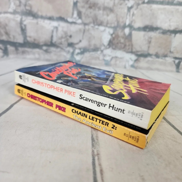 Vintage 80s 90s Christopher Pike Horror Paperback Novels Teen Fiction Set of 2 - Picture 2 of 8